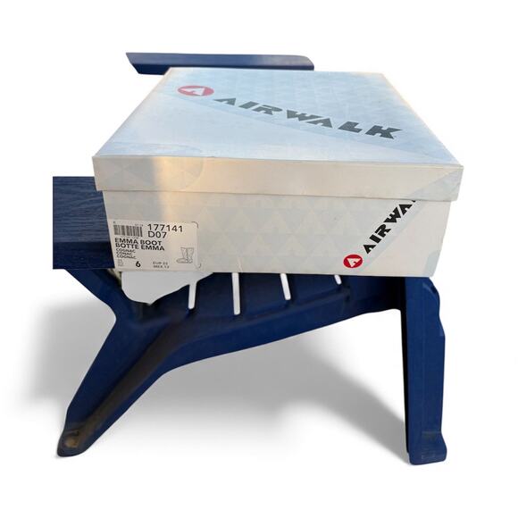 Airwalk Toddler Cognac w/ Stars Emma Winter Boots- Size 6 - Picture 7 of 7